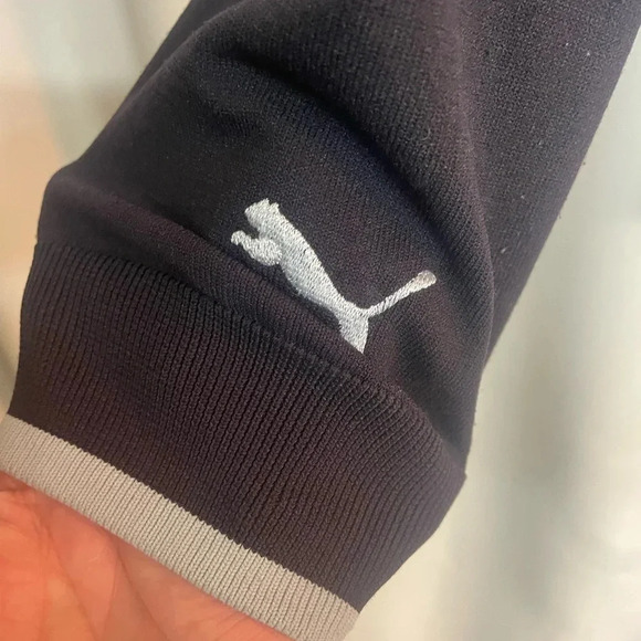 Puma mens 1/4 zip gray & black medium
Pit to pit 23
Length 28 - Picture 2 of 8